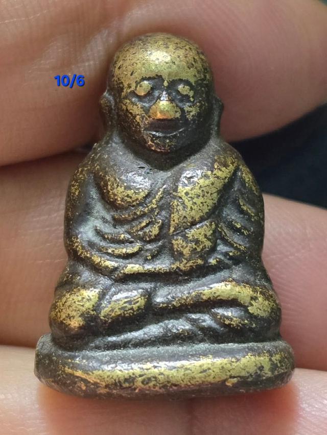 ขายพระเก่าหายากมีหลายแบบ