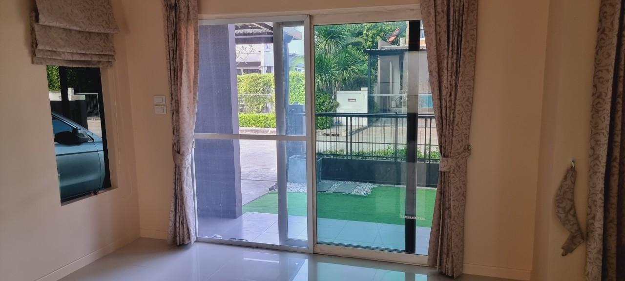 บ้านเดี่ยวมัณฑนา Lake วัชรพล 299/565 หมู่บ้านมัณฑนา เลควัชพล ถนนสุขาภิบาล5 เขต/แขวงสายไหม กทม. บ้านเดี่ยว 2ชั้น ขนาด50.3 ตร.วา พื้นที่ใช้สอย 132ตร.ม. 14