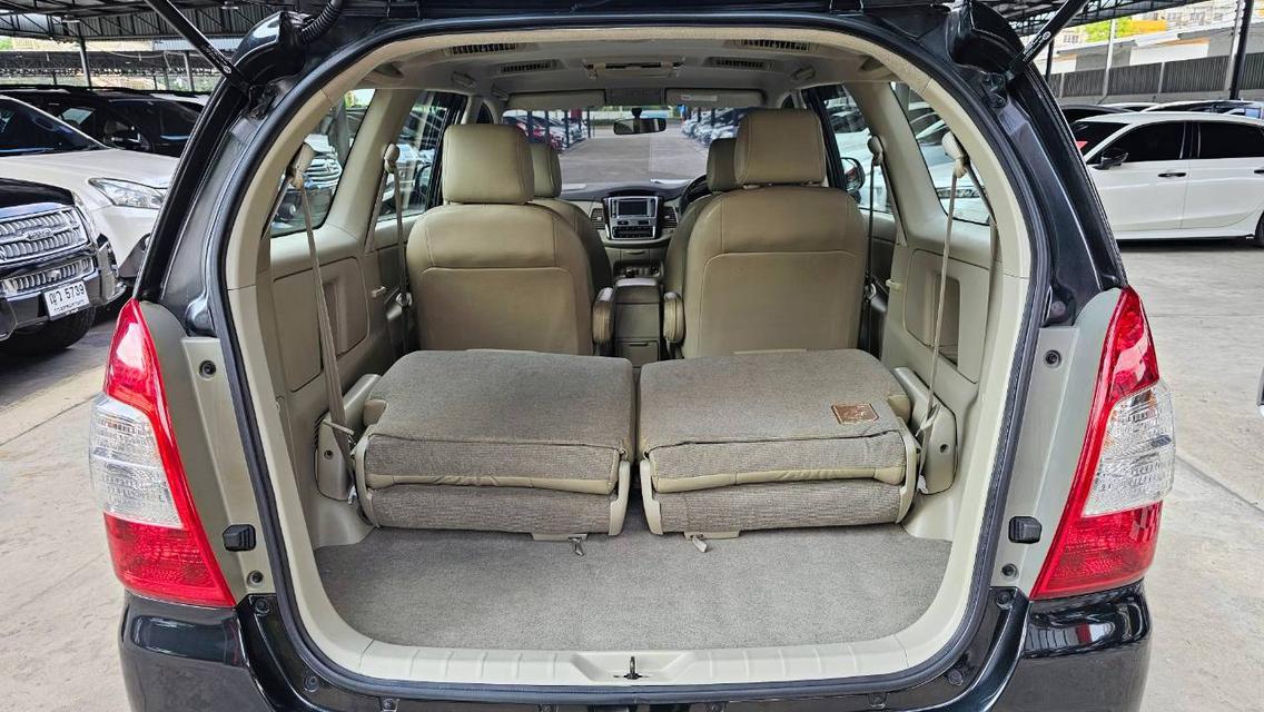 ขายรถ Toyota innova 2.0V ปี 2013 สีดำ เกียร์ออโต้ รูปที่ 11