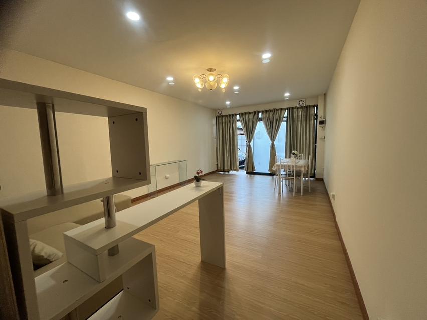 คอนโดมิเนียม รินน้ำเเมนชั่น 1