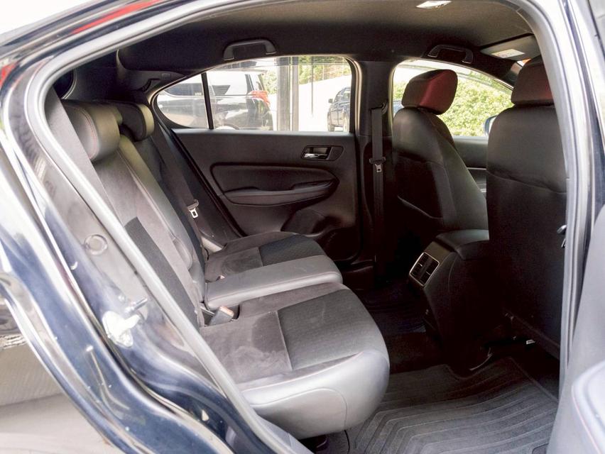 Honda City 1.5e:hev RS ปี22 16