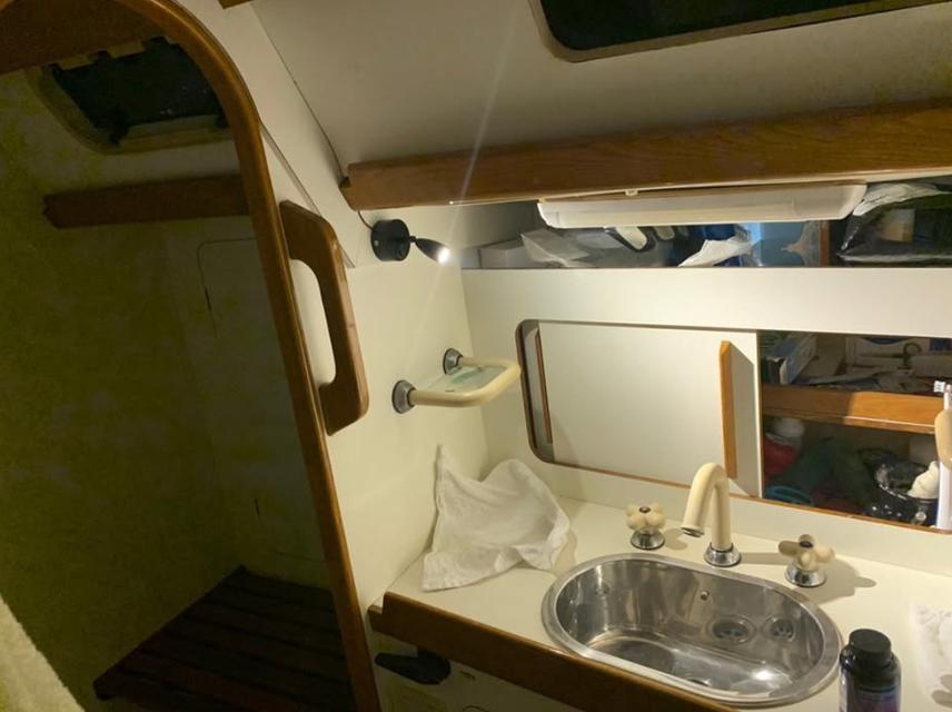 1988 Oyster 48 Lightwave Sailboat for sale 4