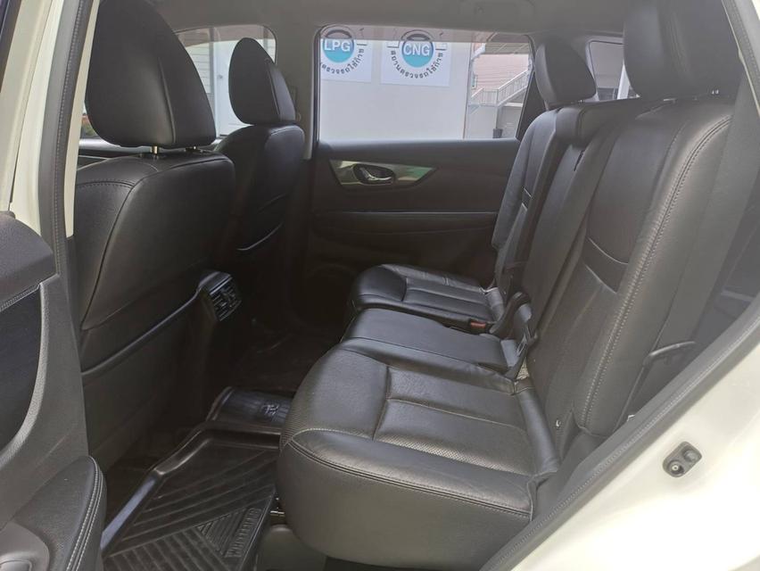 ปี2015 NISSAN X-TRAIL 2.0 เบนซิน AUTO TOP ขับ 4 ล้อ 7ที่นั่ง ไม่เคยดมแก๊ส 16