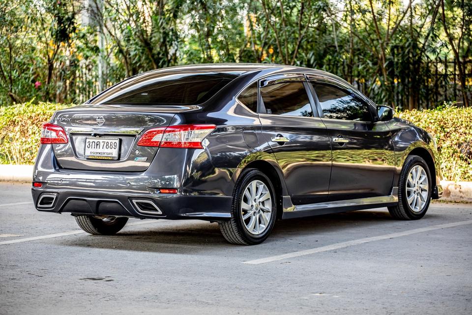 Nissan Sylphy 1.6S ปี 2013 เกียร์ออโต้ สีเทา มือเดียวป้ายแดง  5