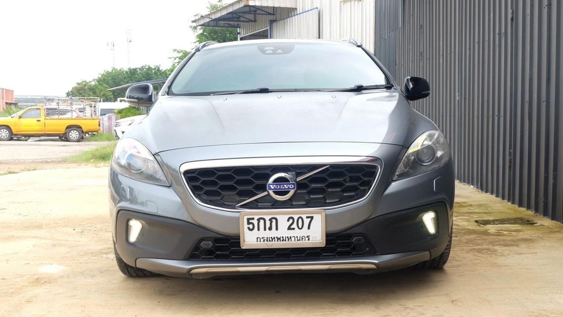 (แจ้งรหัสรถ KN207) VOLVO V40 D4 ดีเซล 2016 รูปที่ 5