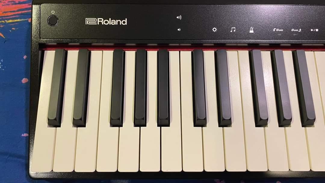 คีย์บอร์ดไฟฟ้า Roland Go Piano 61 Key 4