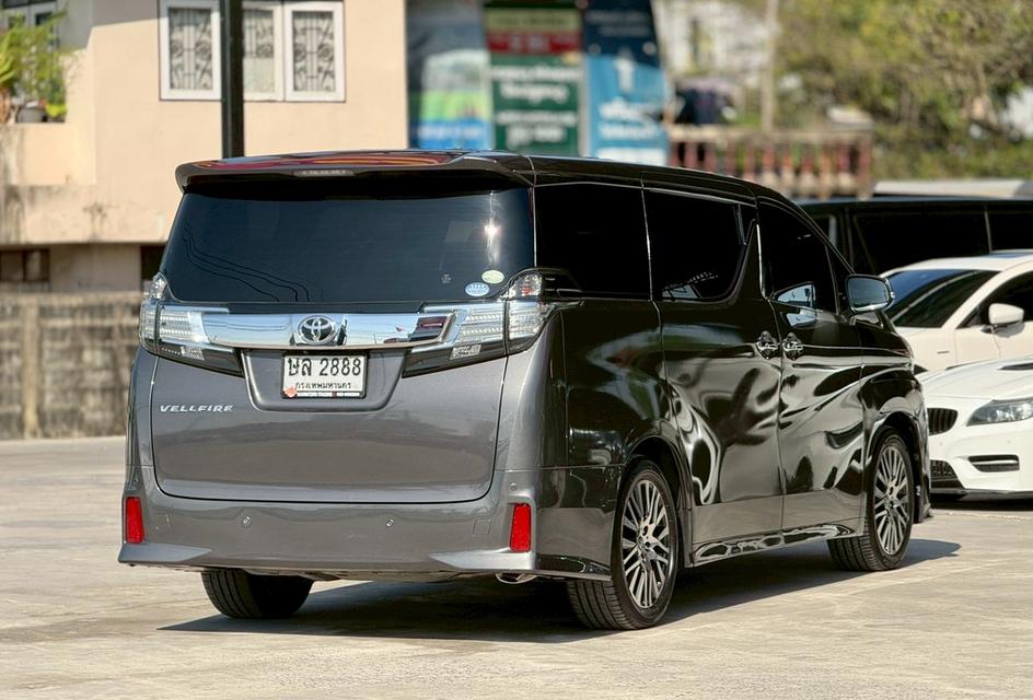 ปี 2017 TOYOTA VELLFIRE 2.5 Z G Editionสีเทา เครื่องยนต์เบนซินล้วน 4