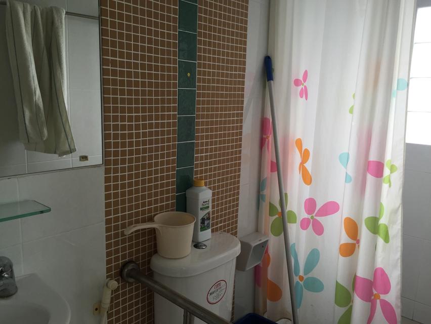 บ้านเดี่ยว 2 ชั้น ซ.นาคนิวาส2 เนื้อที่ 87.4 ตารางวา 7 ห้องนอน 6 ห้องน้ำ 4 ที่จอดรถ หันหน้าทิศตะวันออก 16