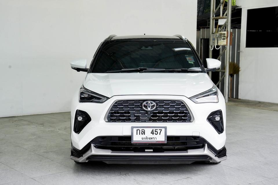 TOYOTA YARIS CROSS 1.5 HEV PREMIUM LUXURY AT ปี 2024 สีขาวดำ