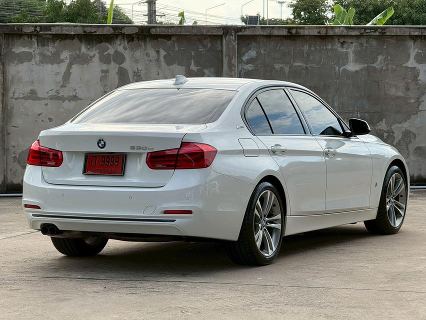 รหัสรถ PBG9999 BMW 330e Sport Plug-in Hybrid ปี 2018  4