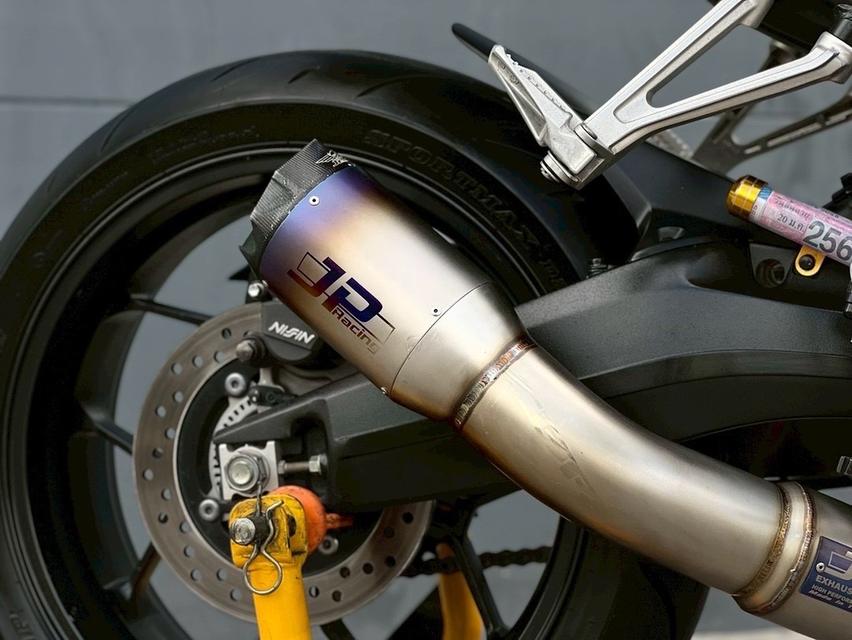 CBR650R 7