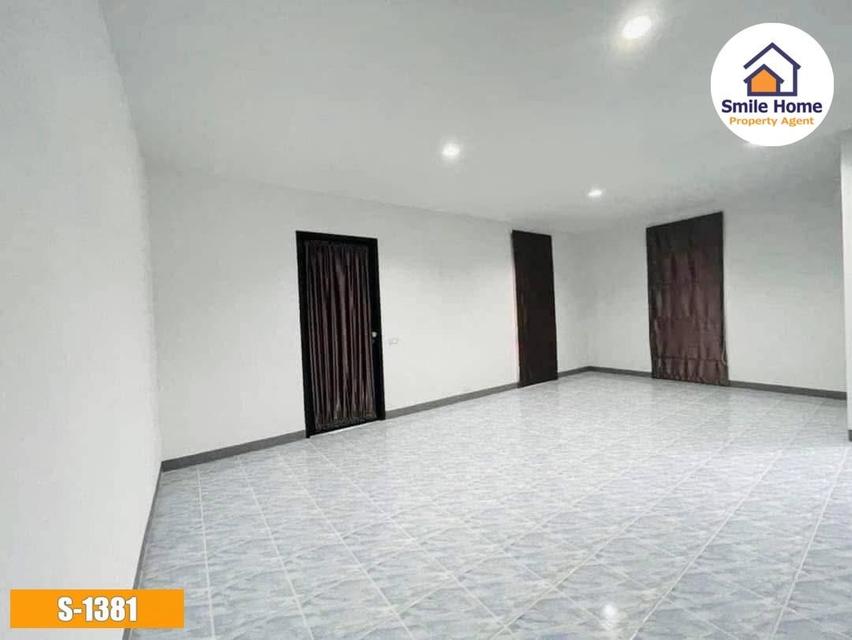 บ้านแฝด 3 ชั้น หมู่บ้านแสงอรุณ เฉลิมพระเกียรติ ร.9 ซอย 28 ใกล้สวนหลวง ร.9 4