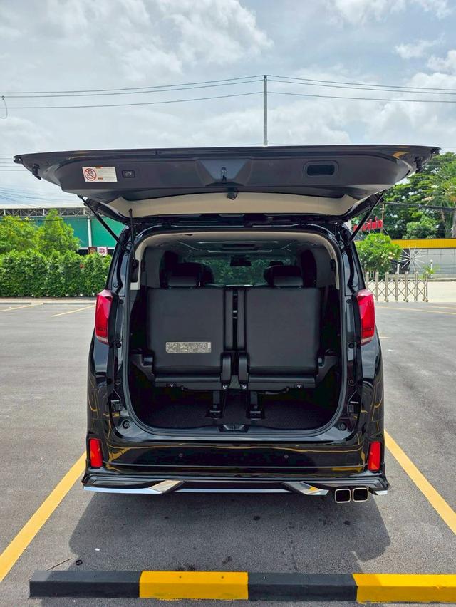 Toyota ALPHARD 2.5SC PACKAGE สีดำ ปี 2021 ไมล์ 40,000 กม.  7