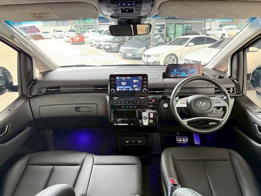 Hyundai Staria 2.2 Premium Sunroof ปี 2023 รุ่นท็อปสุด 12