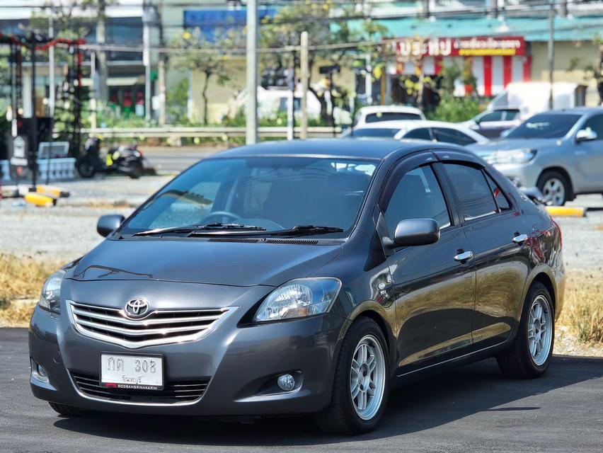 toyota vios  3