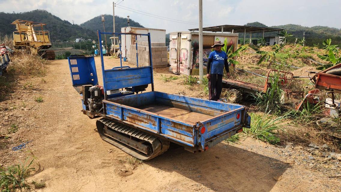 ขาย รถบรรทุกนั่งขับ แทรคยาง มือสองญี่ปุ่น เครื่องดีเซล 1 สูบ บรรทุกได้ 1 ตัน ใช้ในไร่ สวน การเกษตร 6