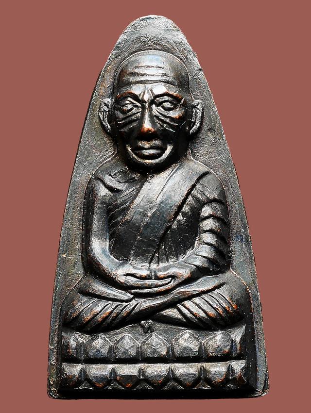 หลวงปู่ทวด เตารีดใหญ่ ตัว ท หลังหนังสือ วัดช้างให้....เก่าๆ