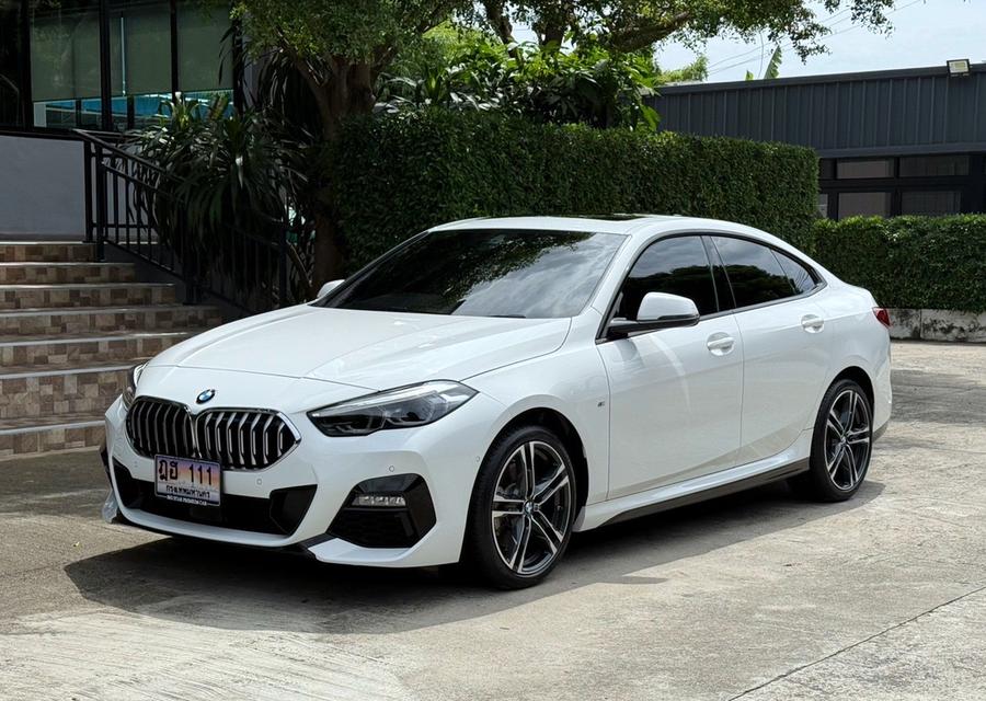 2023 BMW 220I MSPORT รถมือเดียวออกป้ายแดง รถวิ่งน้อยเพียง 30,000 กม ไม่เคยมีอุบัติเหตุ รถเข้าศูนย์ทุกระยะครับ