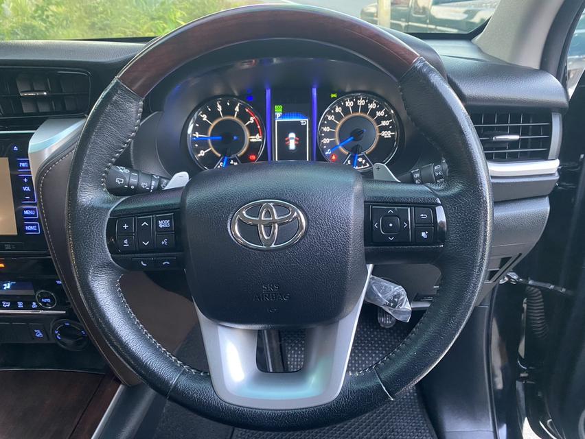 Toyota Fortuner 2.4 cc โฟวิล ออโต้ รูปที่ 6