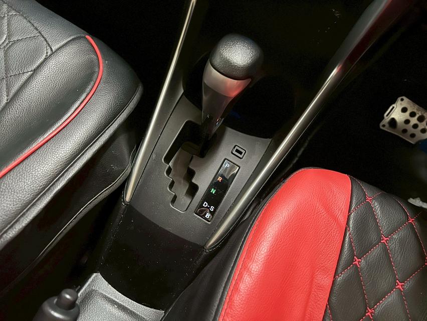 Toyota Yaris 1.2 E Hatchback AT ปี 2019 รถสวยมือเดียว ไมล์น้อย 13