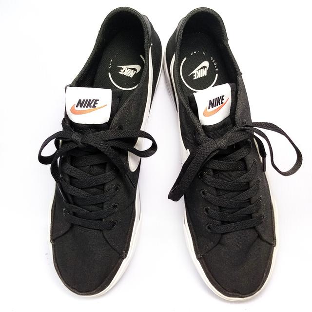 NIKE รองเท้าผ้าใบมือสอง สีดำ สภาพสวยๆ จัดส่งฟรี!!! เก็บปลายทาง 4