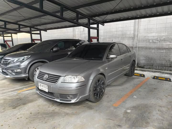 Volkswagen Passat มือสอง 