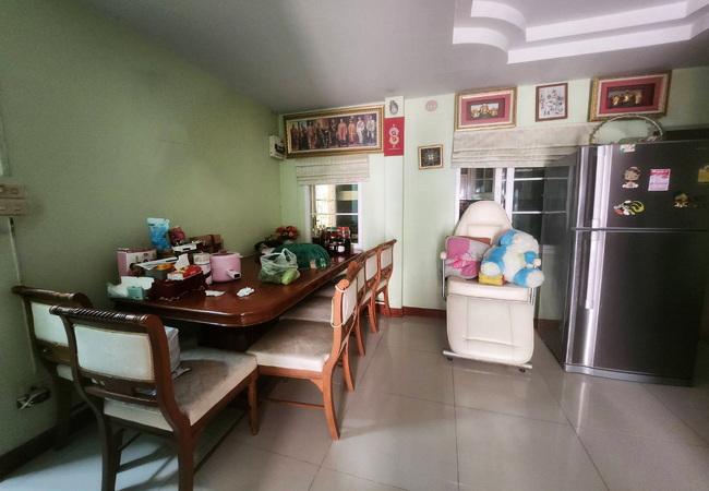 ขายทาวน์เฮ้าส์ หมู่บ้านบัวทองธานี 9 เนื้อที่ 21.5 ตร.ว. แต่งสวย พร้อมอยู่ 6