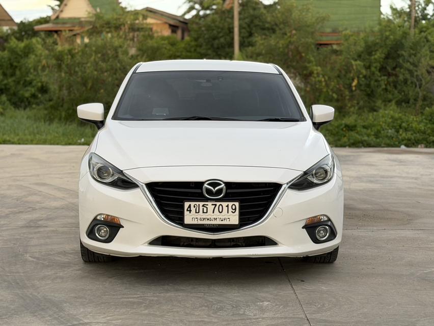 Mazda3 S Hatchback 2.0 ปี 2015 เจ้าของเดียว พร้อมใข้งาน สภาพดี รูปย่อยที่ 2