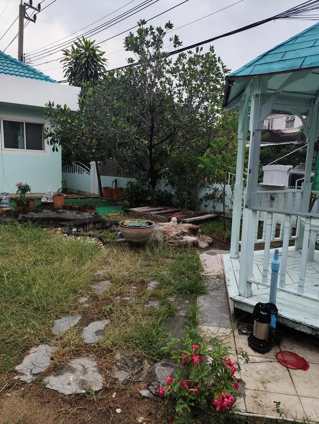 ขาย บ้านเดี่ยว ทำเลเยี่ยมติดถนนใหญ่ รัตนาธิเบศร์...ติดรถไฟฟ้า ขนาดไม่เกิน 100 ตร.วา 8