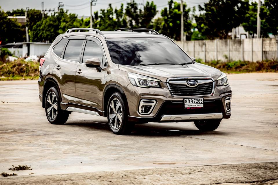 Subaru Forester 2.0S EYESIGHT ปี 2019 สีน้ำตาล มือเดียวป้ายแดง  3