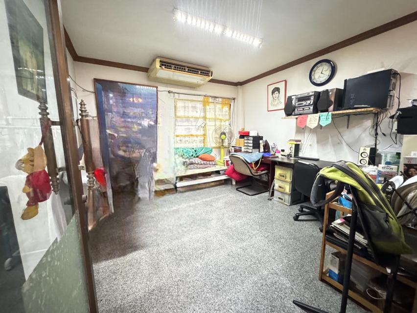 บ้านเดี่ยว 81 ตารางวา หมู่บ้านเพชรเกษม3 4ห้องนอน 3ห้องน้ำ 4 ที่จอดรถ 12