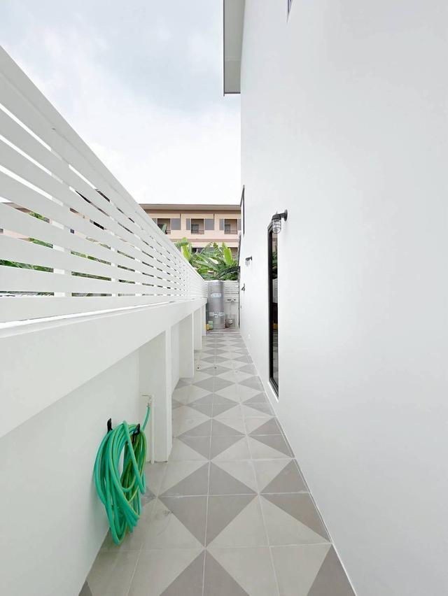 ขายทาวน์โฮม 3 ชั้น ใกล้หมู่บ้านนักกีฬาแหลมทอง บ้านรีโนเวทใหม่พร้อมอยู่ (N.1874) 13