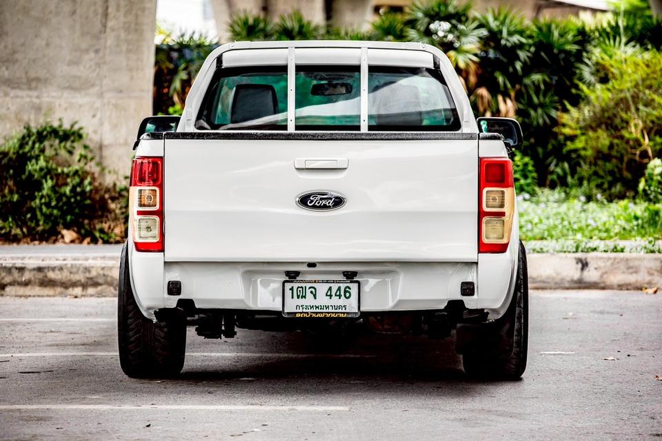 FORD RANGER 2.5 XLS STANDARD CAB ปี 2014 สีขาว