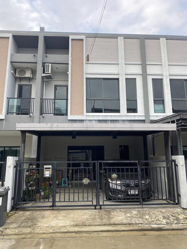 ให้เช่าทาวน์โฮม เพชรเกษม 81 / 4 ห้องนอน/ 3 ห้องน้ำ/ 2 ที่จอดรถ 1