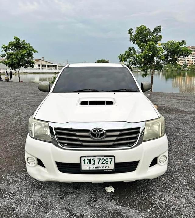 Toyota Hilux Vigo Champ ปี 2014