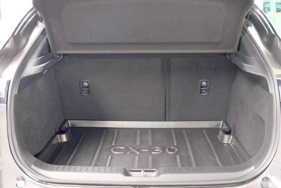 รหัสรถ SAP1607 ปี2021 Mazda CX-30 2.0 SP SUV 6