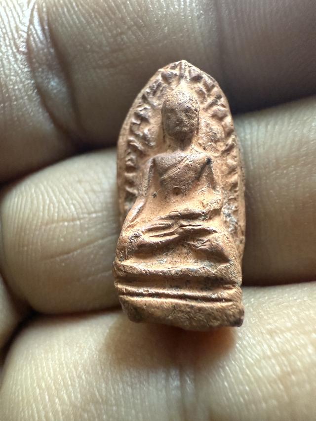 พระรอดลำพูนพิมพ์ใหญ่