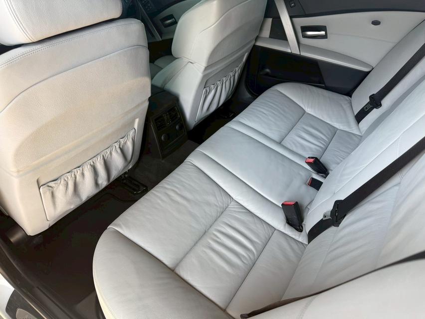BMW M5 5.0i "Sunroof" (E60)5.0L V10 SMG āļĢāļđāļāļāļĩāđ 17