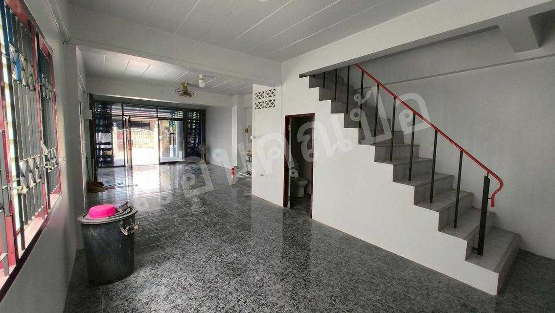 ขายอาคารพาณิชย์ ทำเลทอง ใจกลางเมืองอุทัยธานี 6