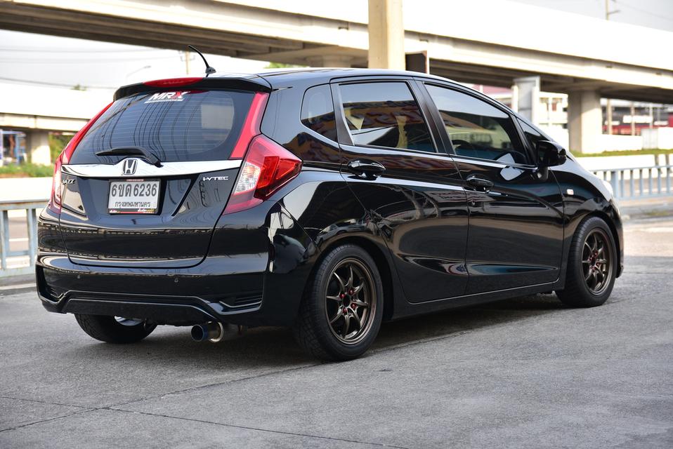 2023 JAZZ 1.5V AUTO รุ่นสุดท้าย รูปย่อยที่ 3