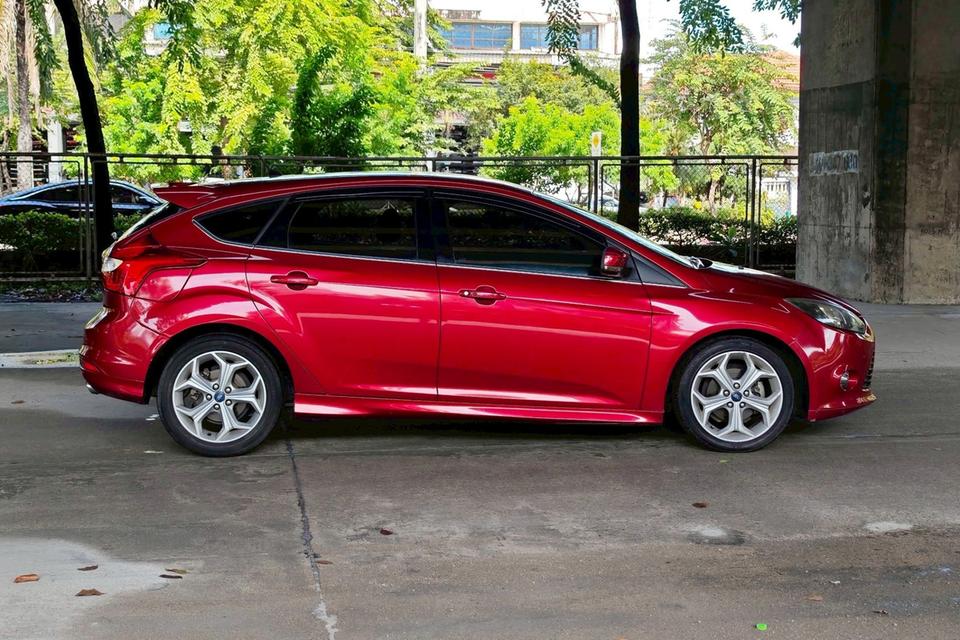 Ford Focus 2.0 S Hatchback AT ปี 2013