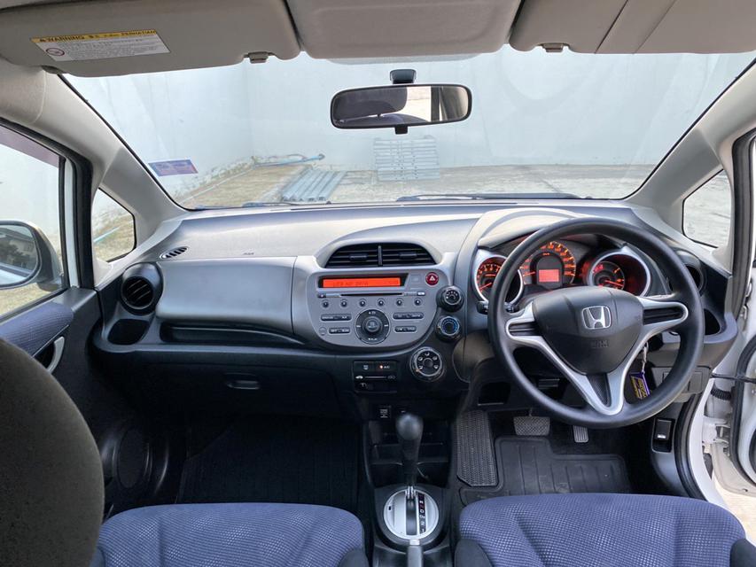 Honda jazz ge 2011 ออโต้ ENNXO