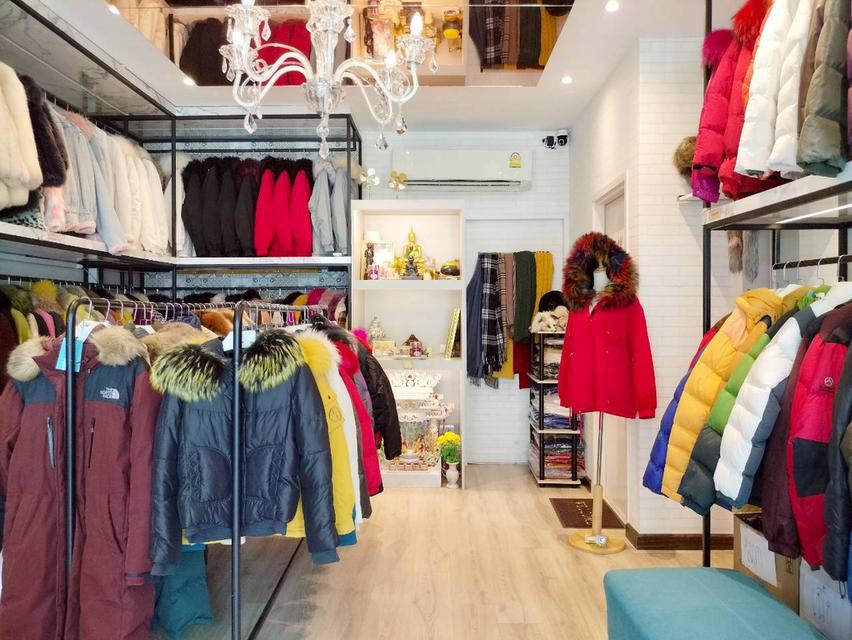 🚩💥ให้เช่า ทาวน์โฮม พร้อมกิจการร้านเช่าเสื้อกันหนาว และอุปกรณ์กันหนาว ครบวงจร พร้อมทำกิจการต่อได้เลย บางนา บางพลี สมุทรปราการ 18