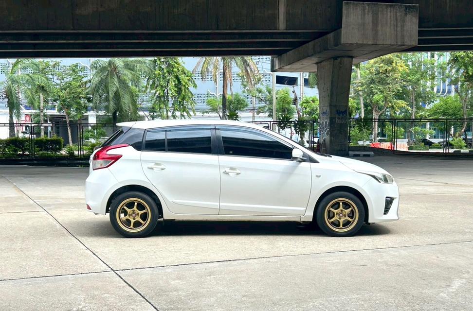 2015 Toyota Yaris 1.2E รถสวยพร้อมใช้ รูปที่ 5