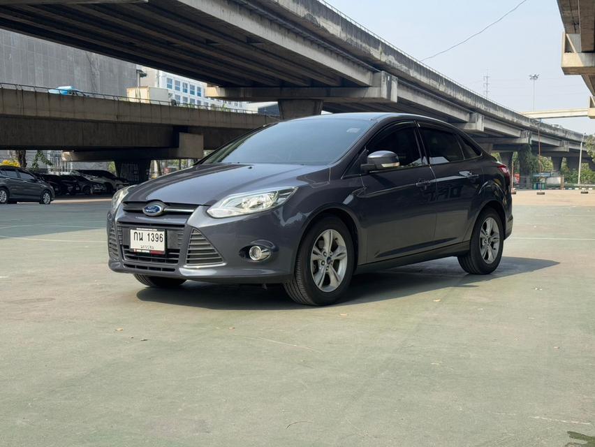 ขายรถ Ford Focus 1.6 4D ปี 2013 สีเทา เกียร์ออโต้ 3