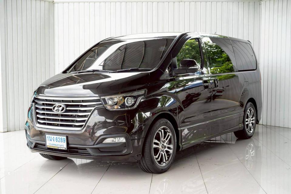 HYUNDAI H1 DELUXE 2019
