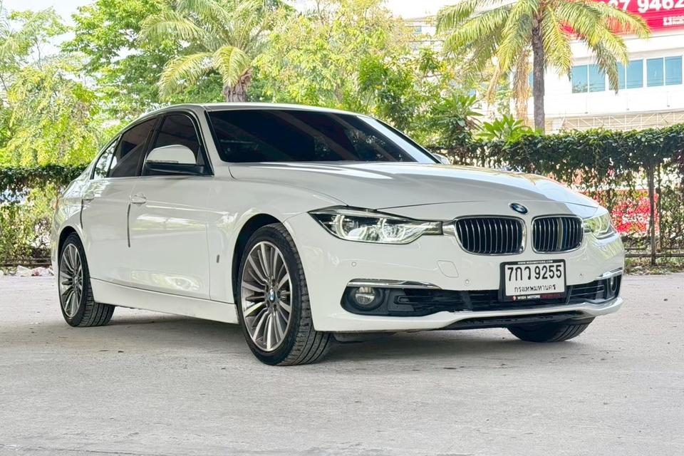 ✅ 2018 BMW 330e Luxury AT รูปย่อยที่ 3