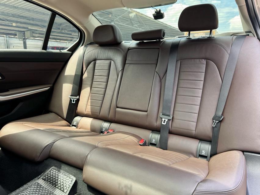BMW 320Li Limousine (G28)ปี 2021 เลขไมล์ 81,xxx km.💰ราคา 989,000 บาท *ไม่รวมป้าย รูปที่ 12