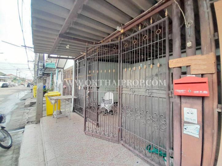 ทาวน์เฮ้าส์ หมู่บ้านลานทอง ติวานนท์-ปากเกร็ด นนทบุรี 17