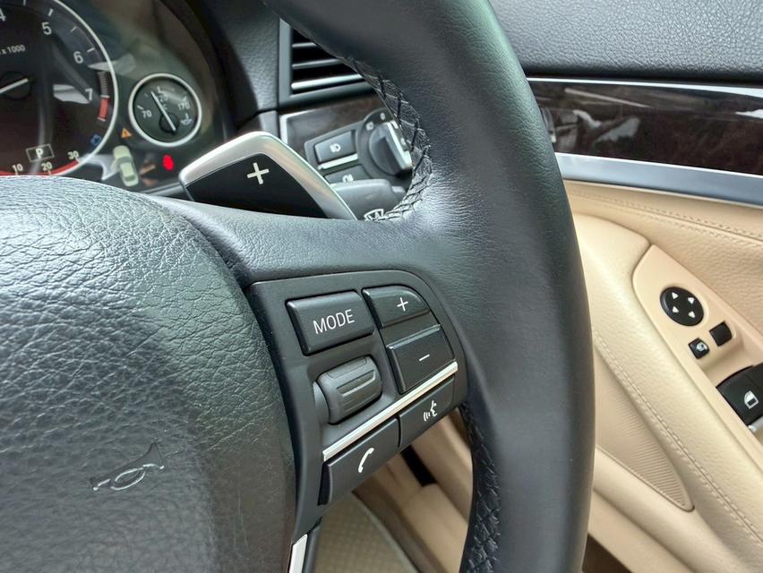 รถบ้านฝากขาย BMW 523i Highline ปี11 จด12 รถสวยใช้น้อย เครื่องนิ่ง ช่วงล่างแน่น รถขับดีมาก จอดในร่มตลอด 12